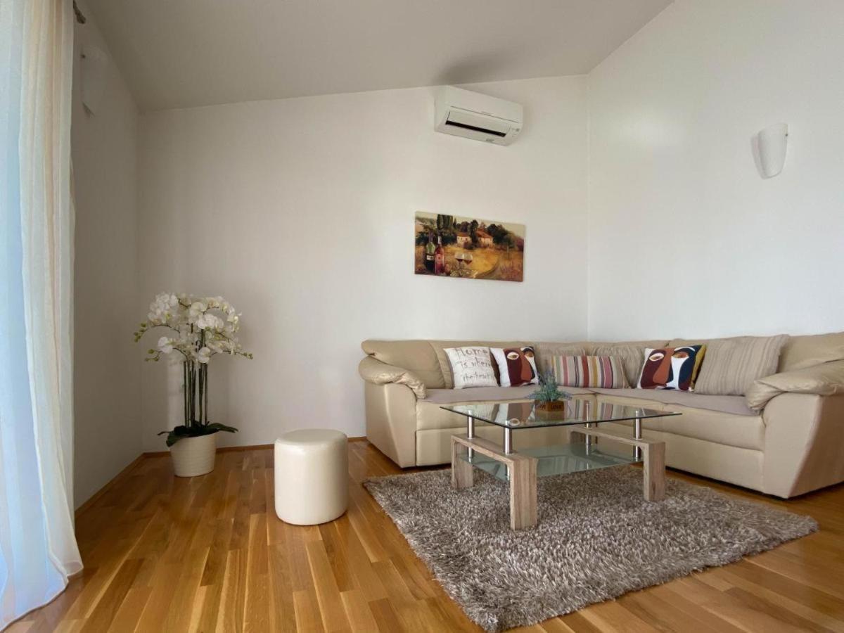 Apartman Ivan Hotel Makarska Exterior foto